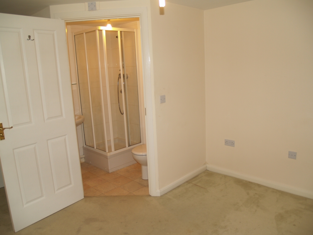 2 bedroom ground floor apartment Application Made in Birmingham - photograph 5.