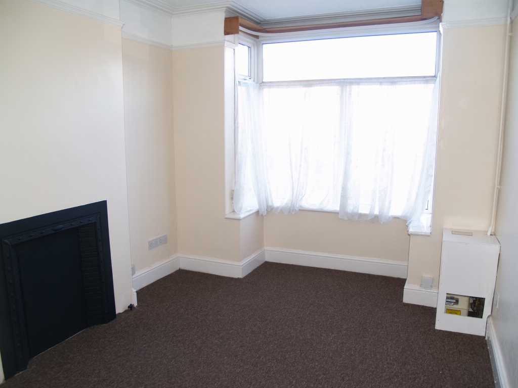 3 bedroom mid terraced house Application Made in Birmingham - photograph 2.