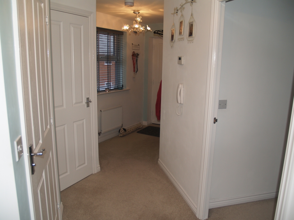 2 bedroom second floor apartment SSTC in Solihull - photograph 7.