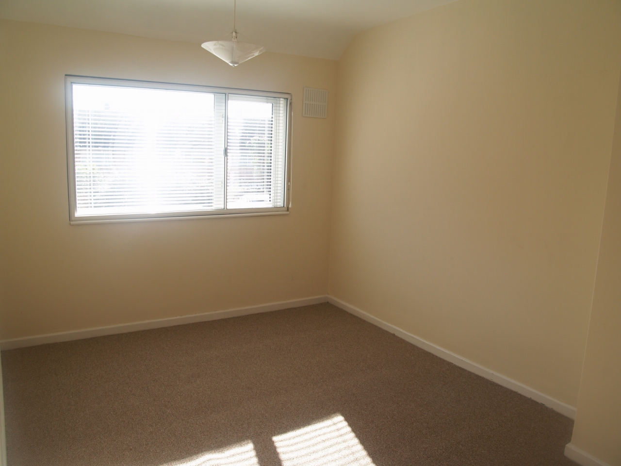 3 bedroom semi detached house Application Made in Birmingham - photograph 6.