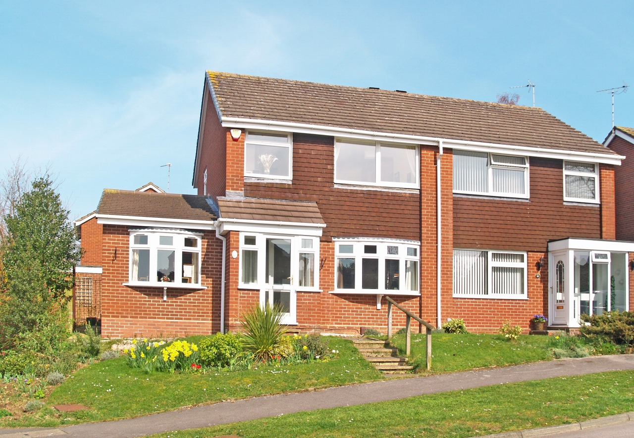 3 bedroom semi detached house SSTC in Solihull - photograph 1.