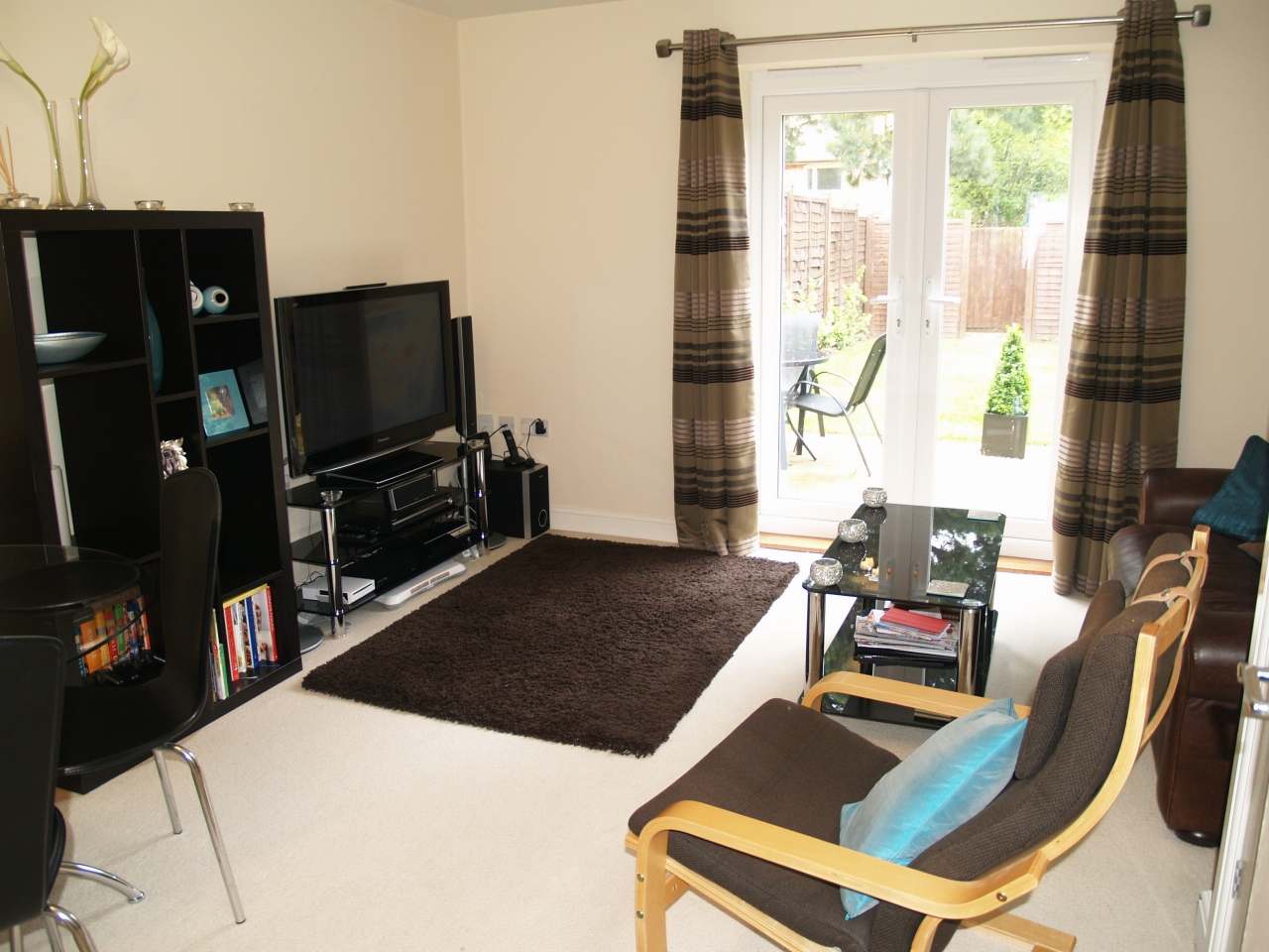 2 bedroom semi detached house SSTC in Birmingham - photograph 2.