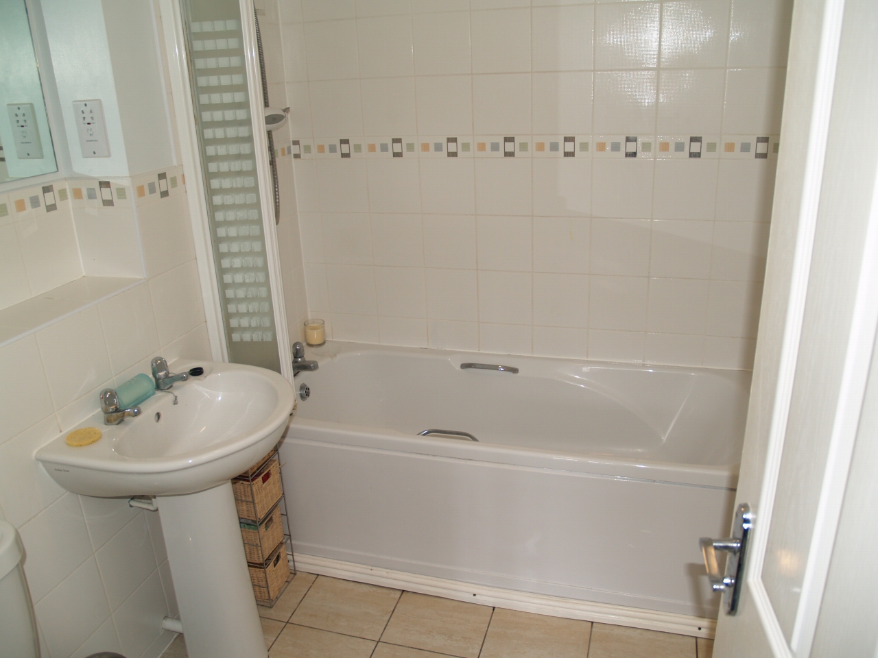 2 bedroom semi detached house SSTC in Birmingham - photograph 7.