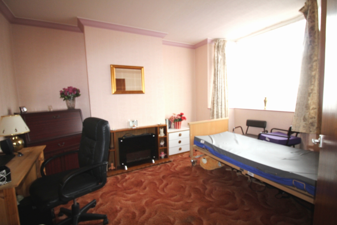 3 bedroom semi detached house SSTC in Birmingham - photograph 3.