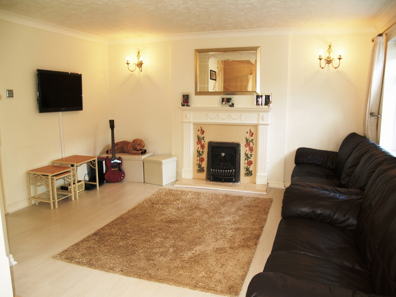 3 bedroom detached house SSTC in Birmingham - photograph 2.