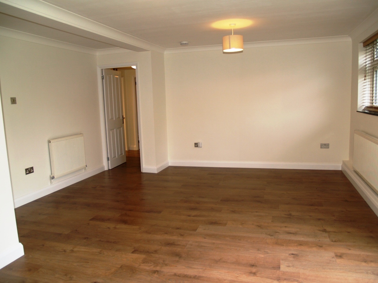 2 bedroom ground floor apartment Application Made in Solihull - photograph 3.