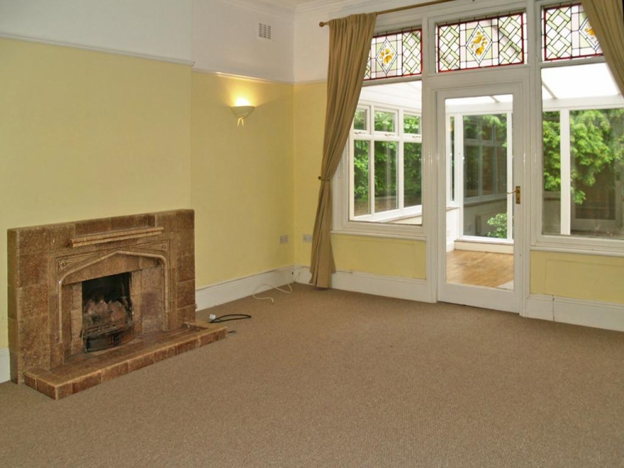5 bedroom detached house SSTC in Solihull - photograph 5.
