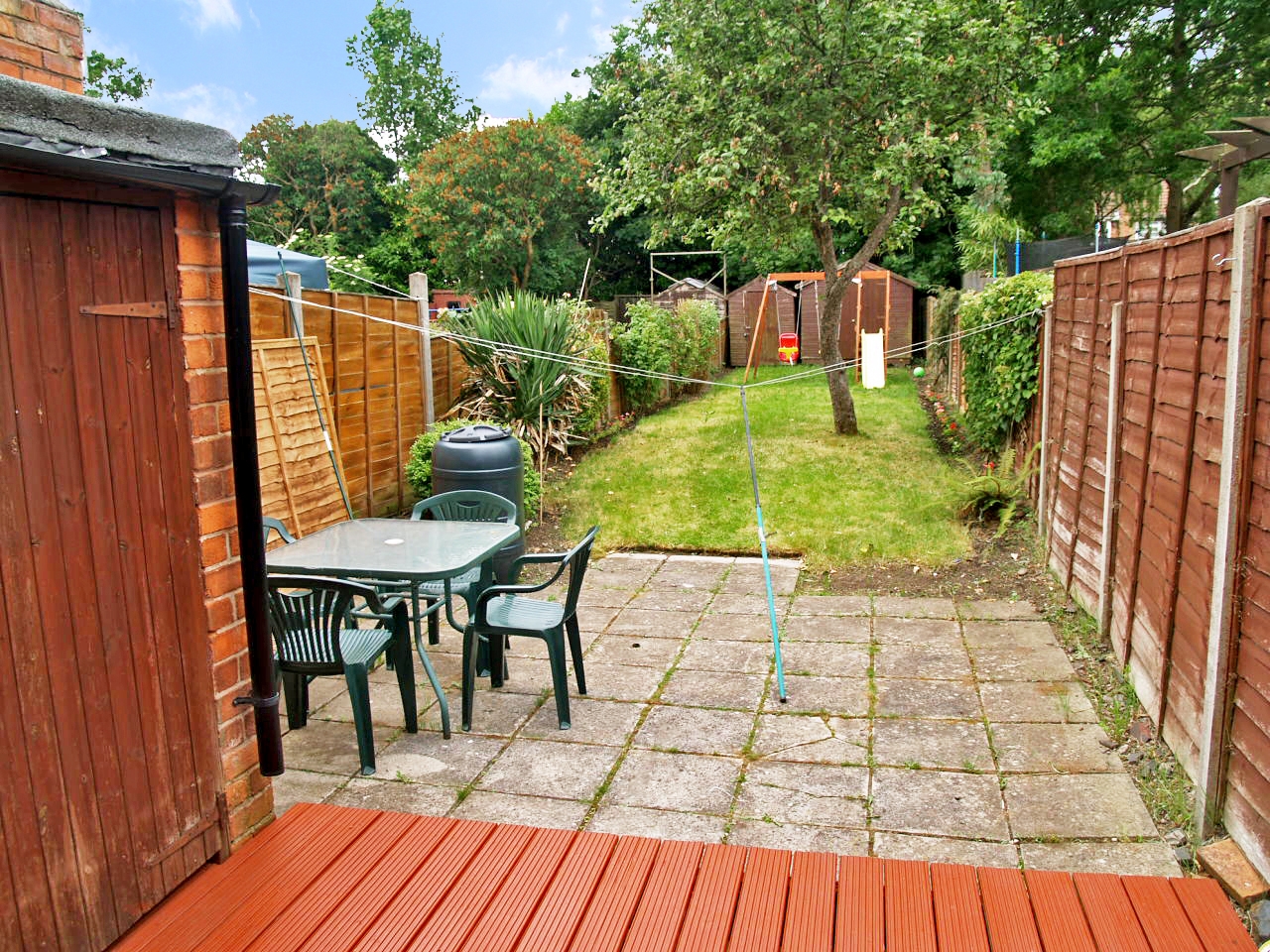 3 bedroom mid terraced house SSTC in Birmingham - photograph 9.