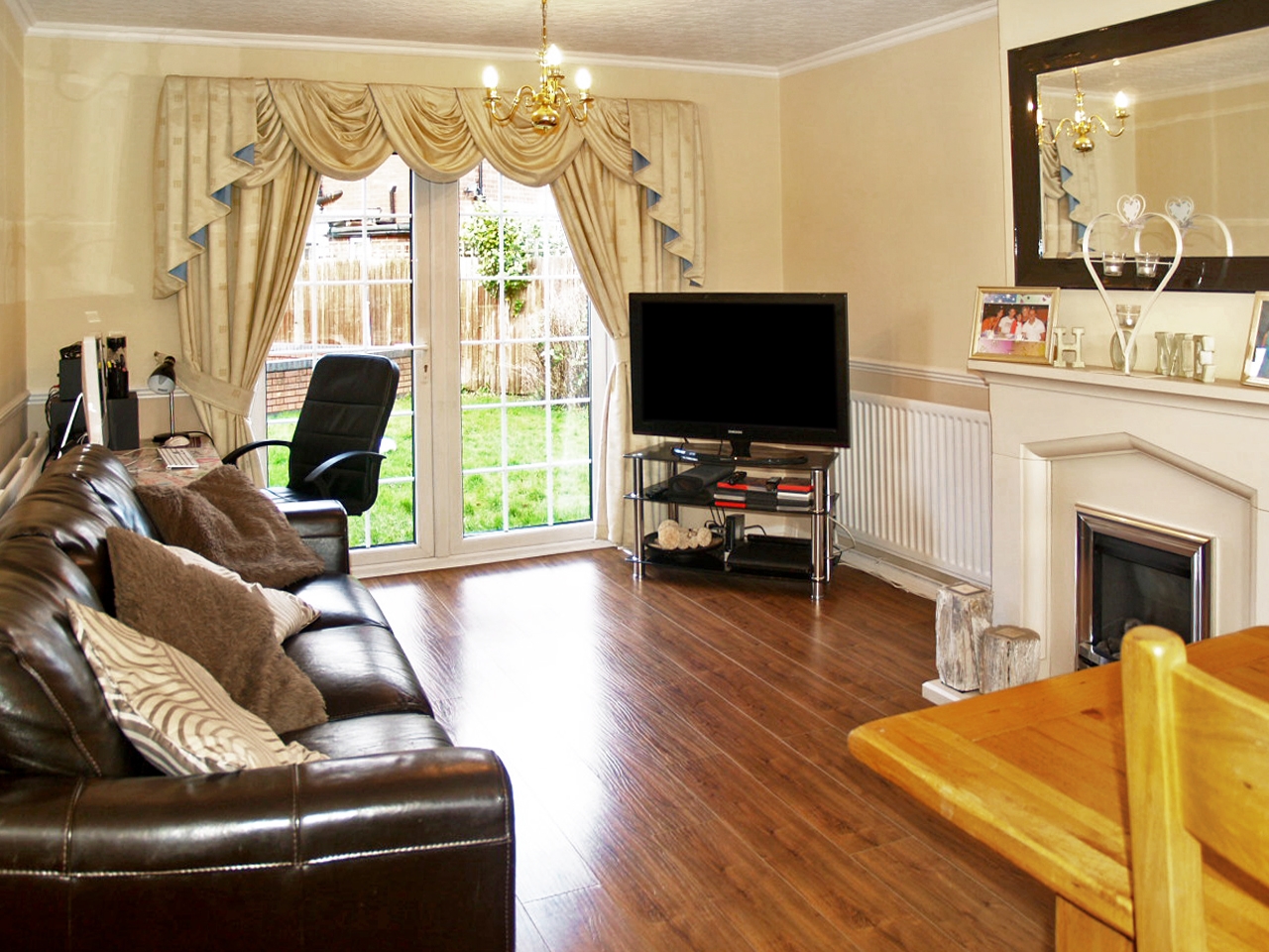 4 bedroom detached house SSTC in Solihull - photograph 6.
