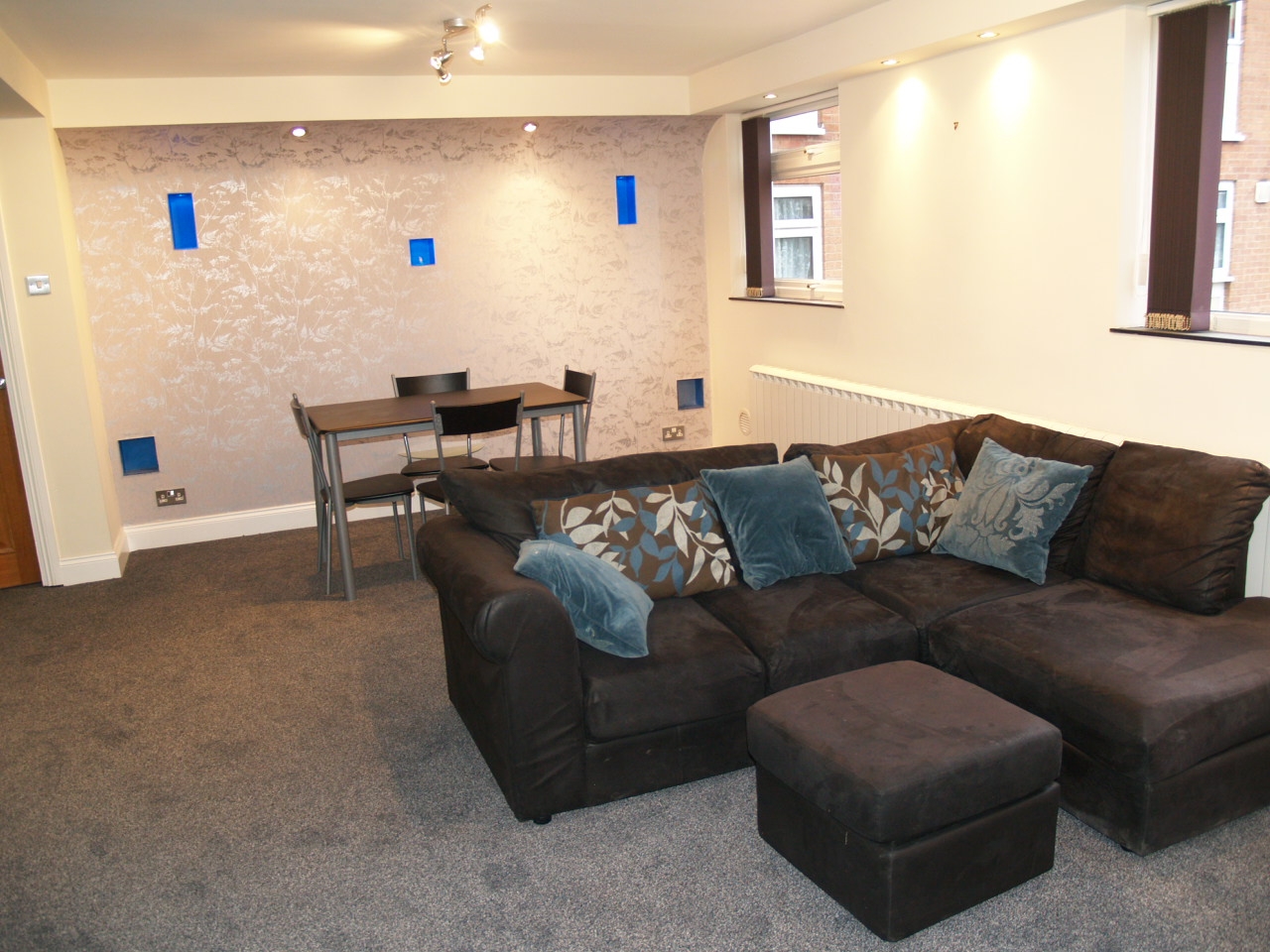 2 bedroom first floor apartment Application Made in Solihull - photograph 4.