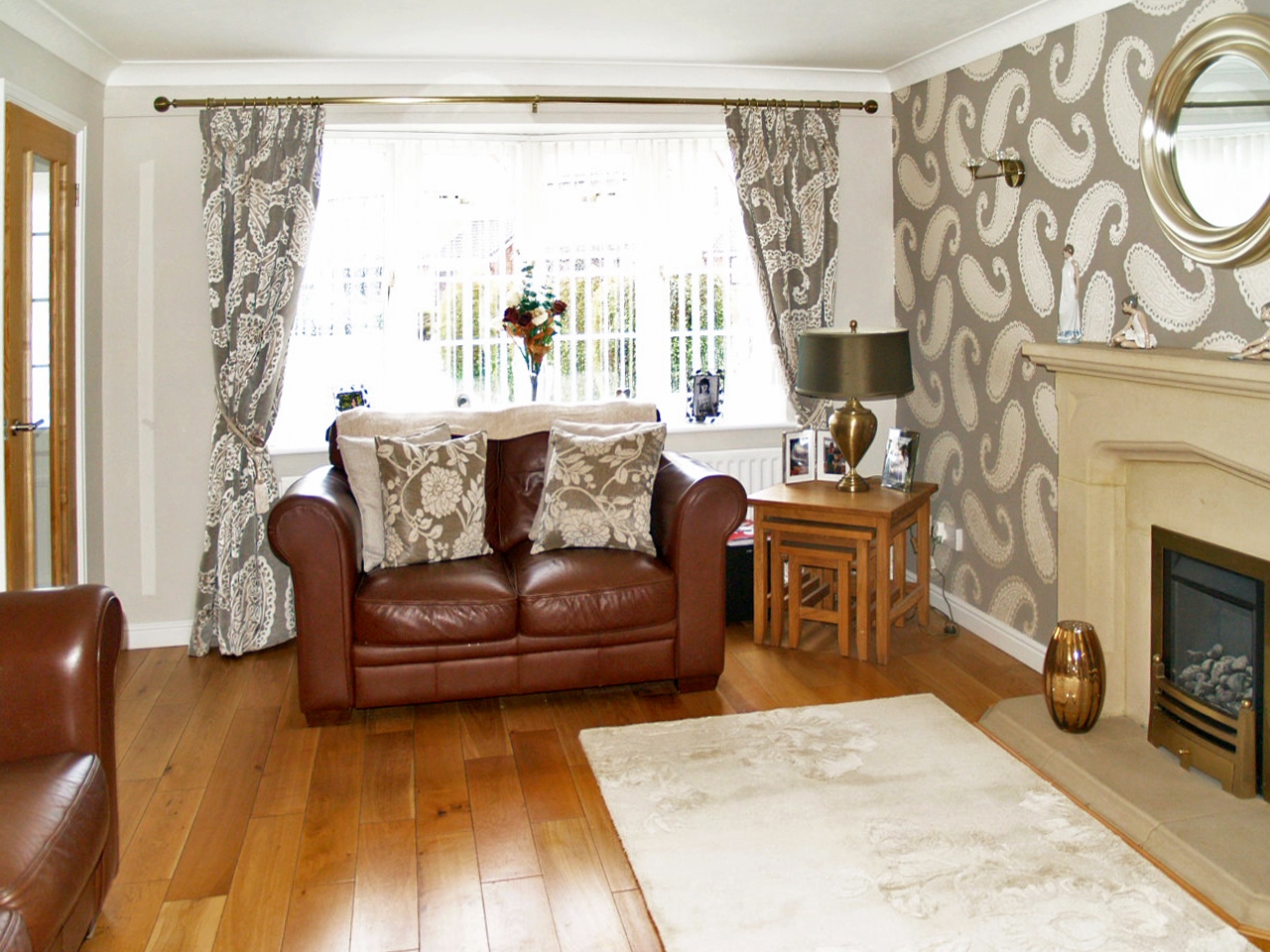 4 bedroom detached house SSTC in Solihull - photograph 3.