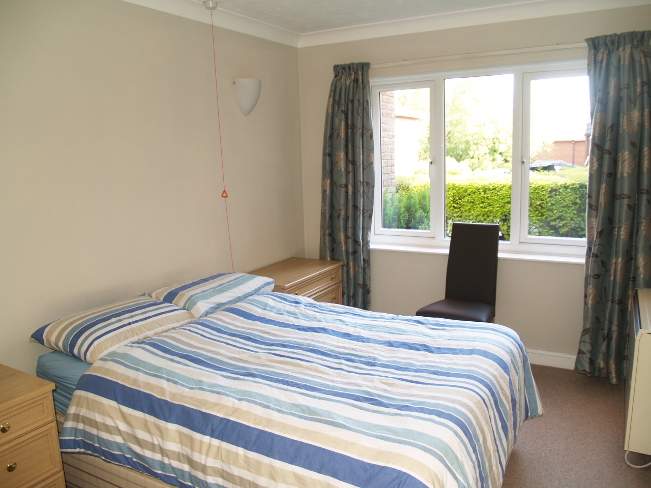 2 bedroom apartment SSTC in Solihull - photograph 5.