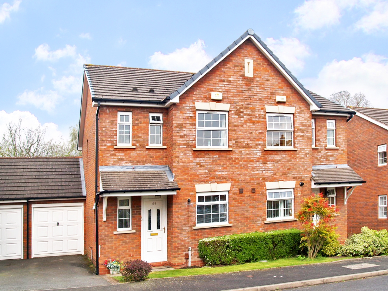 3 bedroom semi detached house SSTC in Solihull - photograph 1.