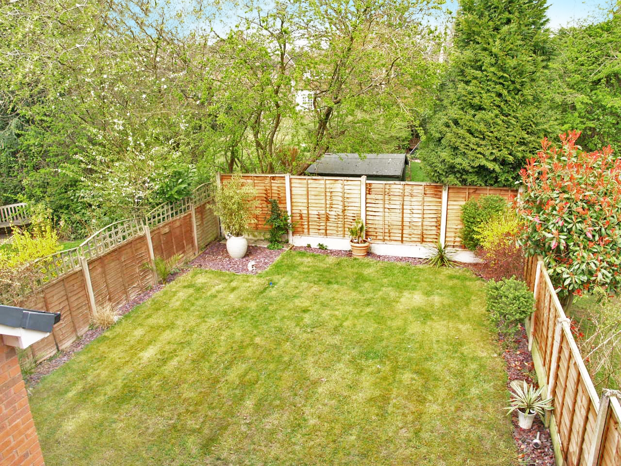 3 bedroom semi detached house SSTC in Solihull - photograph 10.