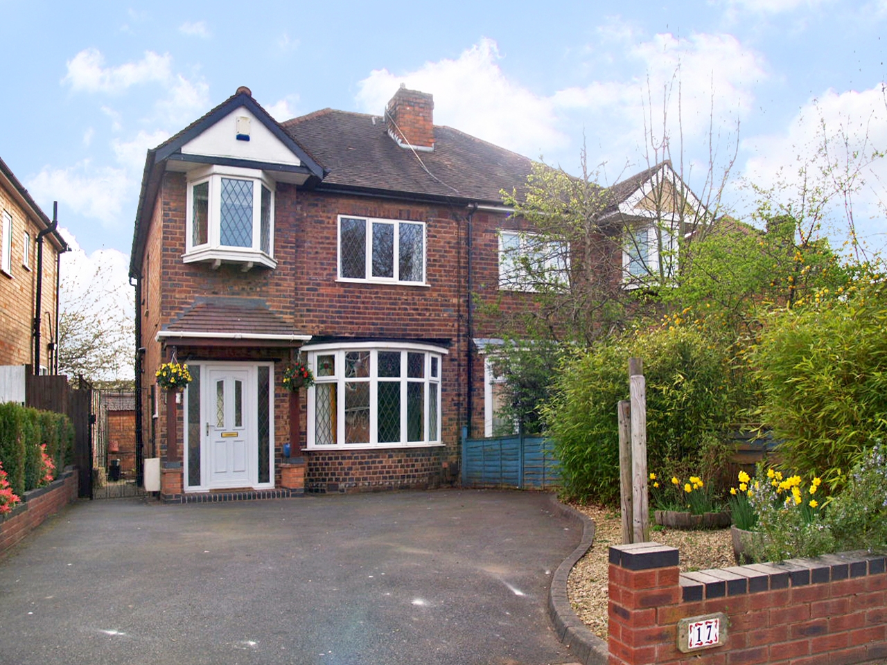 3 bedroom semi detached house SSTC in Solihull - photograph 1.