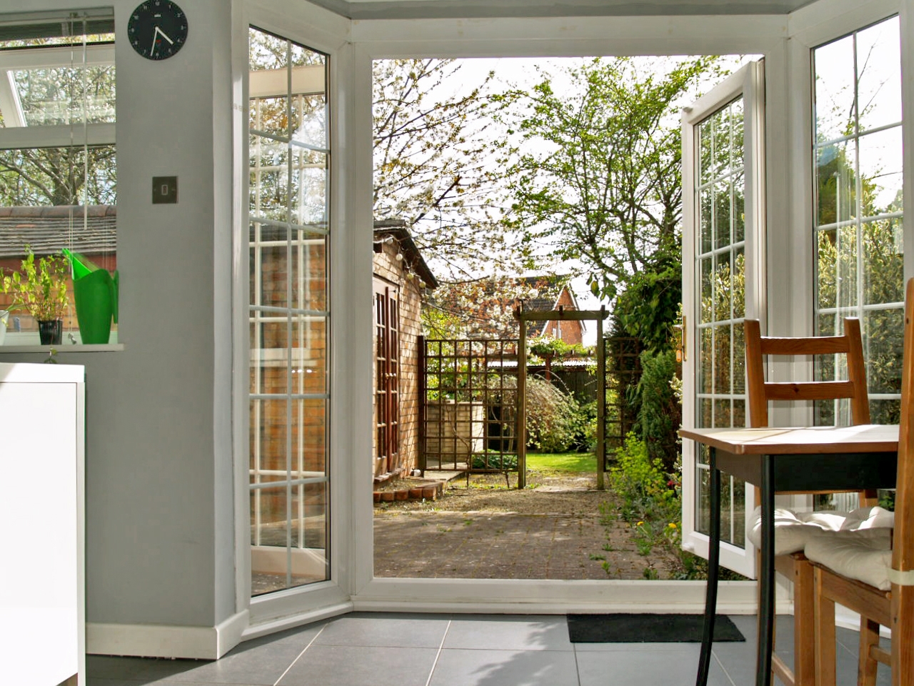 3 bedroom semi detached house SSTC in Solihull - photograph 8.