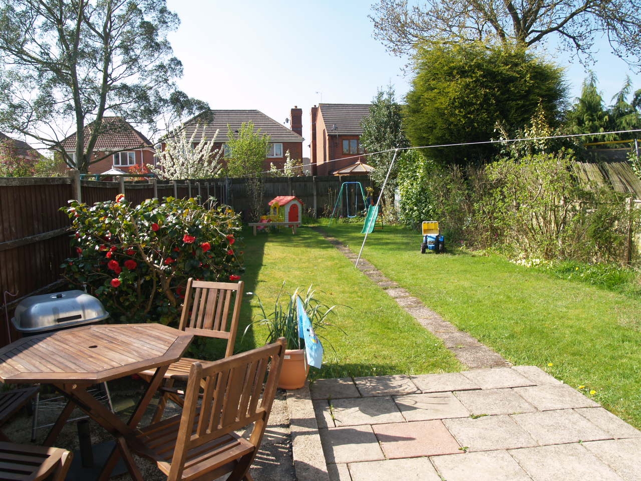 3 bedroom semi detached house SSTC in Solihull - photograph 7.