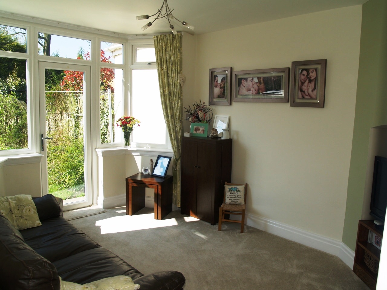 3 bedroom semi detached house SSTC in Solihull - photograph 5.