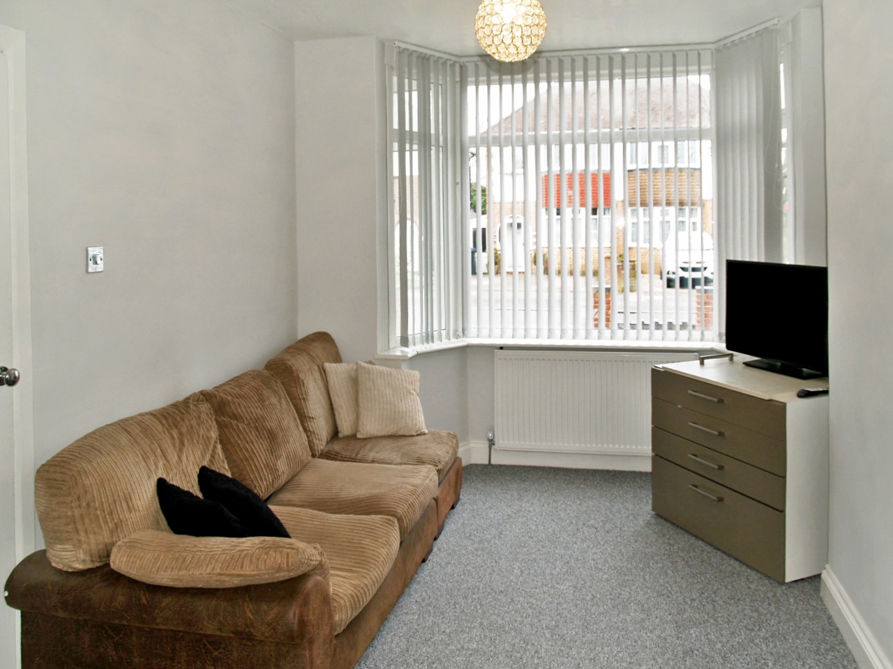 3 bedroom semi detached house SSTC in Birmingham - photograph 7.