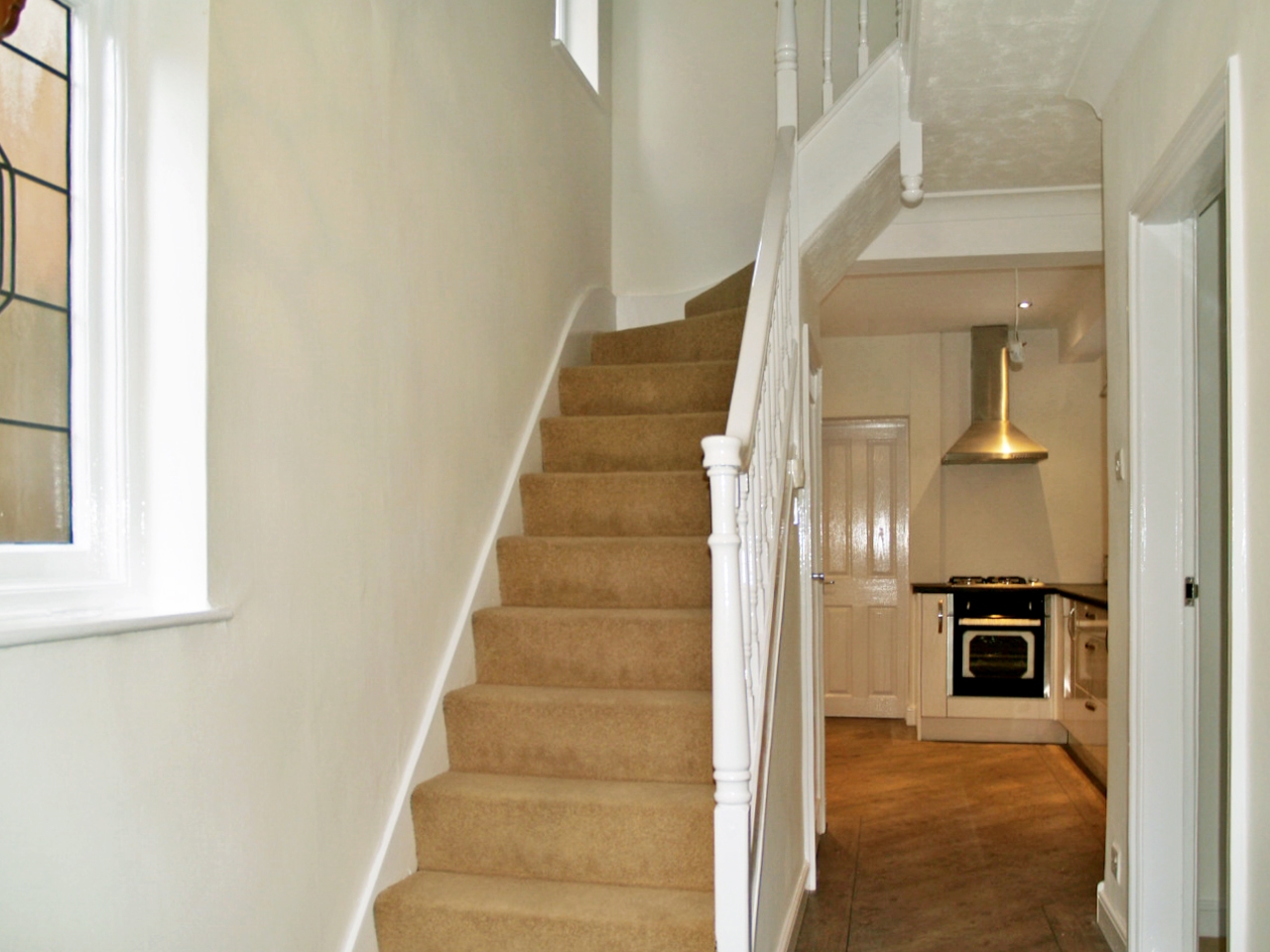 3 bedroom semi detached house SSTC in Solihull - photograph 4.