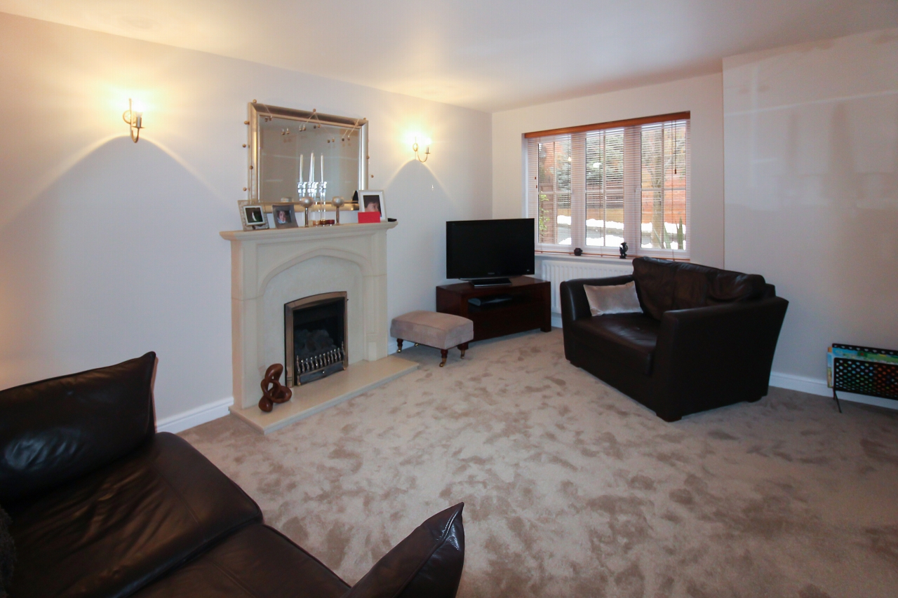 4 bedroom detached house SSTC in Solihull - photograph 3.