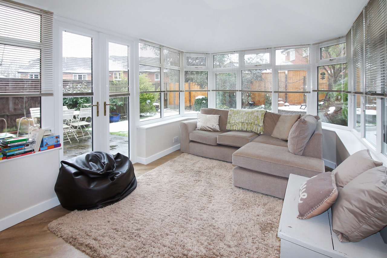 4 bedroom detached house SSTC in Solihull - photograph 5.
