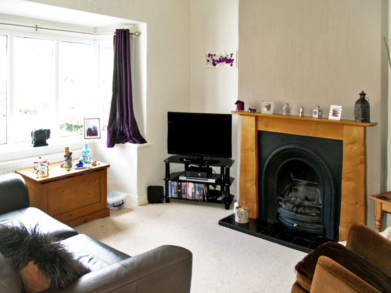 3 bedroom semi detached house SSTC in Solihull - photograph 4.