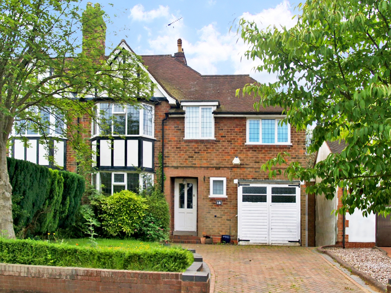 4 bedroom semi detached house SSTC in Solihull - Main Image.