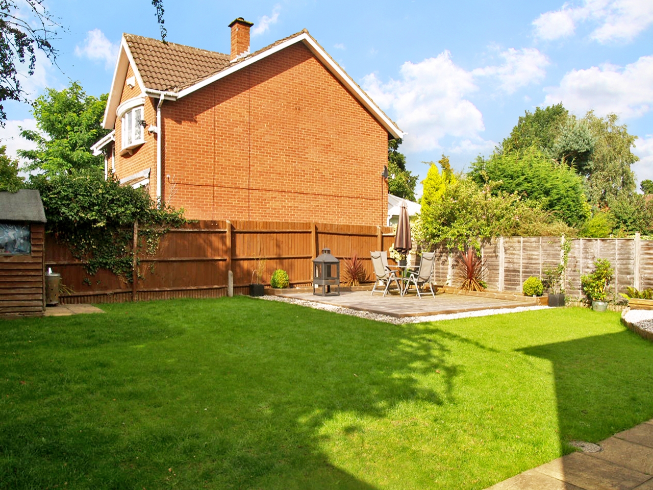 5 bedroom detached house SSTC in Solihull - photograph 18.