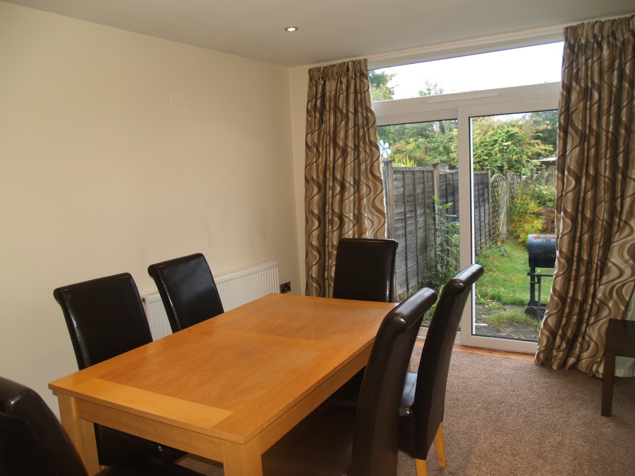 3 bedroom semi detached house SSTC in Birmingham - photograph 4.