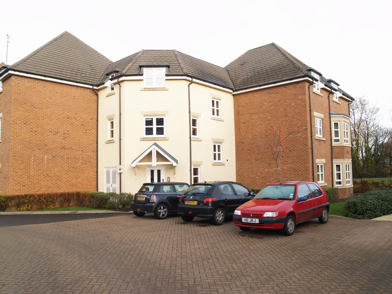 2 bedroom first floor apartment SSTC in Solihull - Main Image.