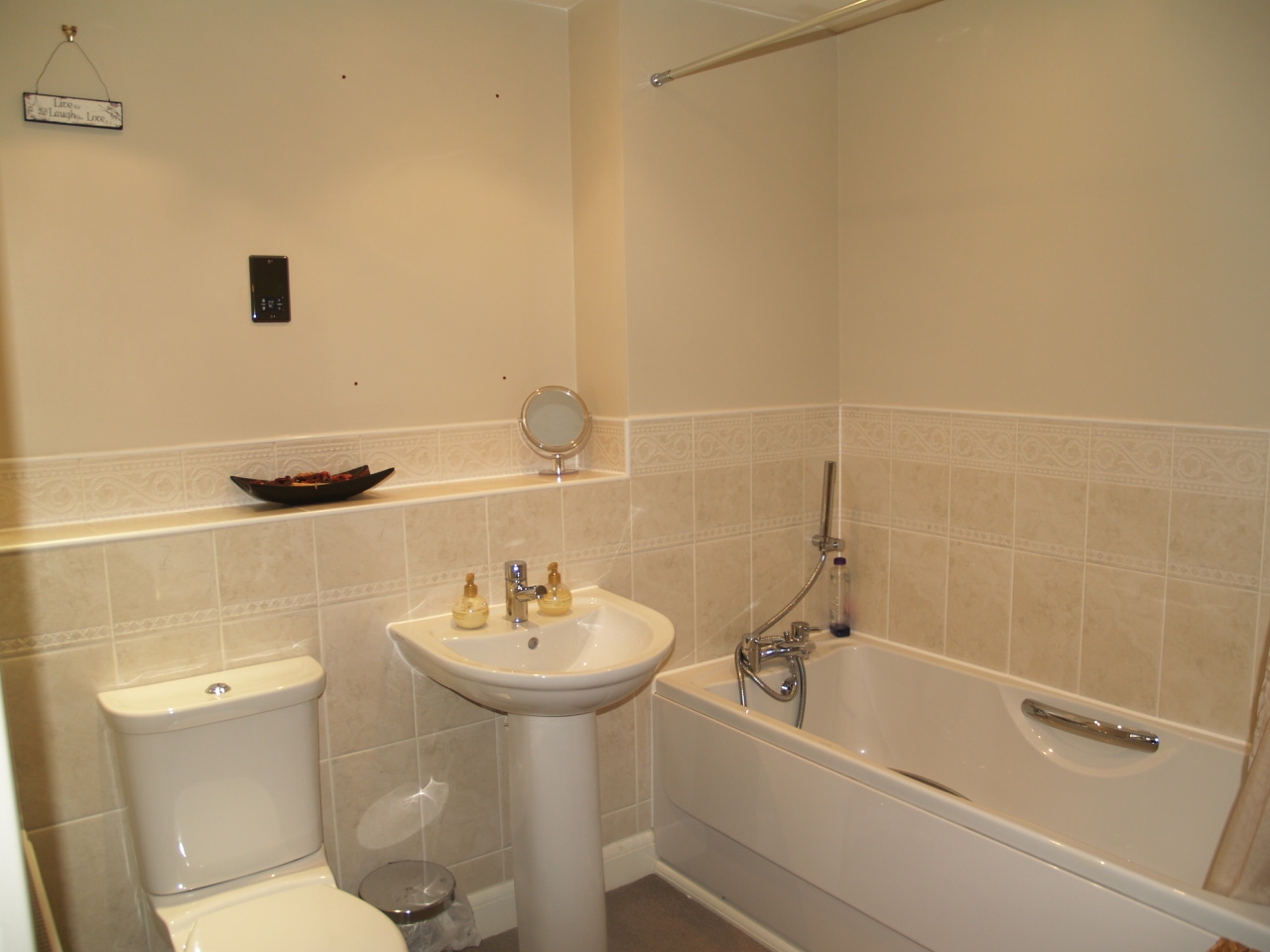 2 bedroom first floor apartment SSTC in Solihull - photograph 6.