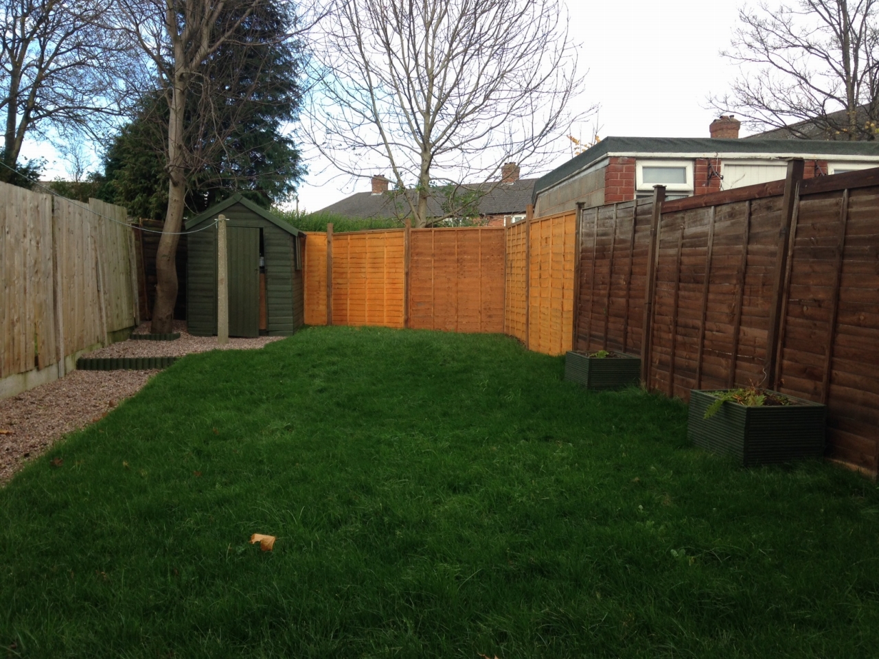 2 bedroom mid terraced house SSTC in Birmingham - photograph 9.