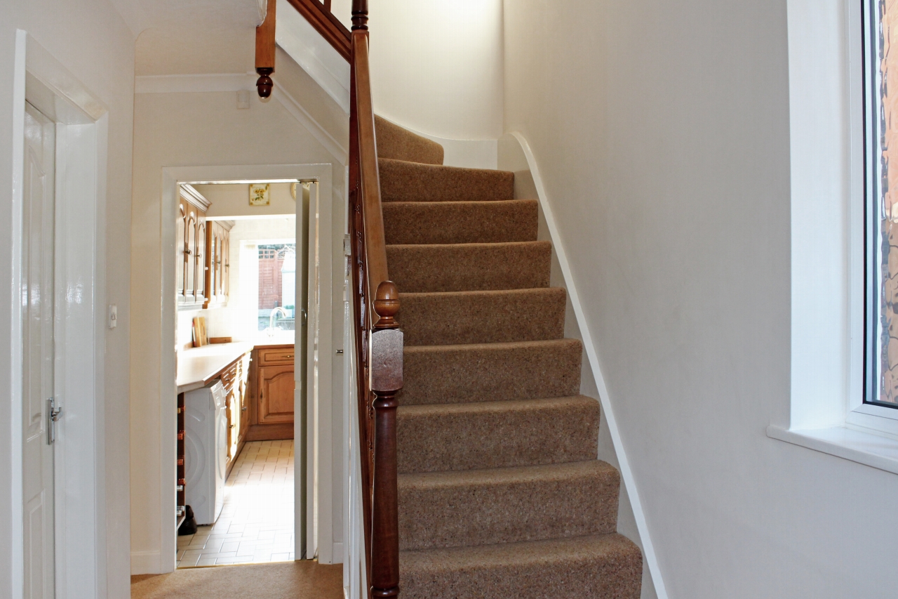 3 bedroom semi detached house SSTC in Solihull - photograph 5.