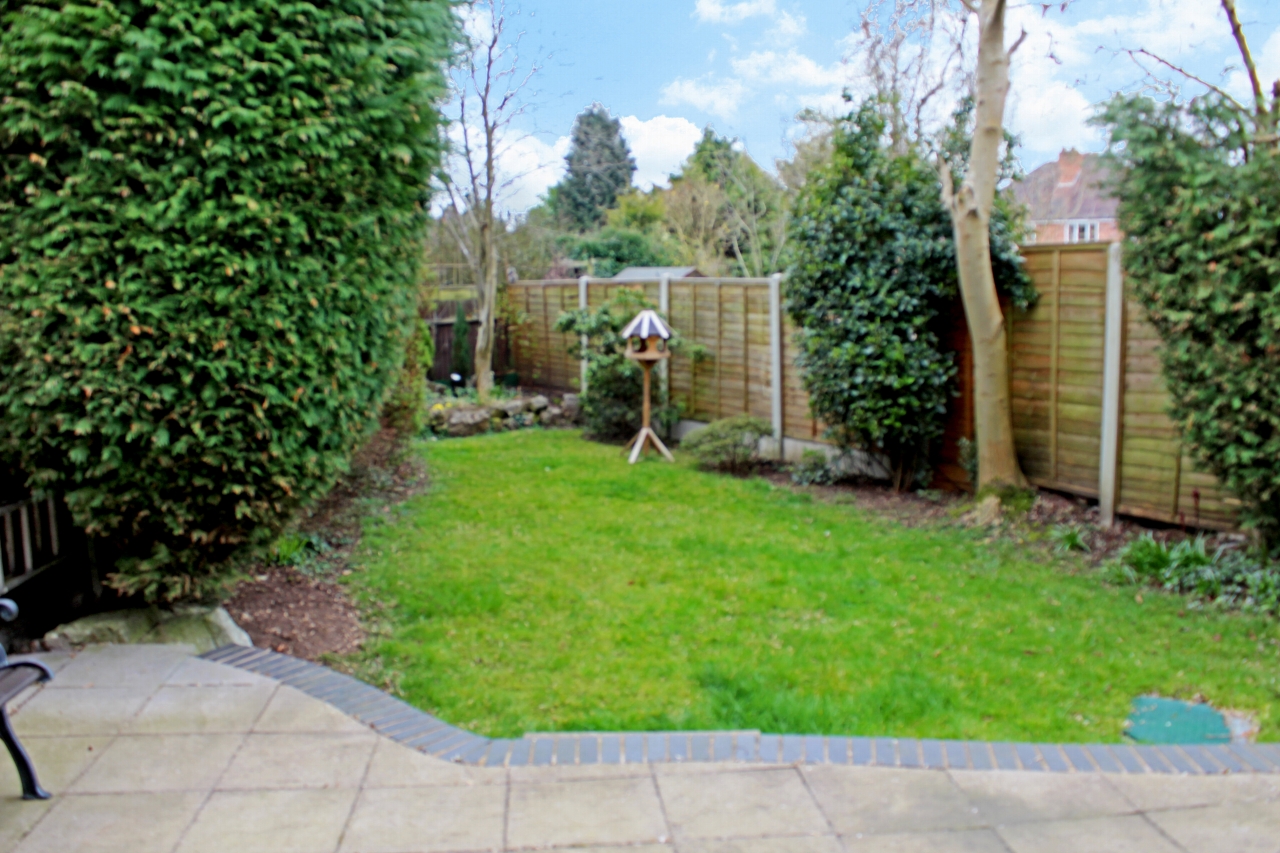 3 bedroom semi detached house SSTC in Birmingham - photograph 6.