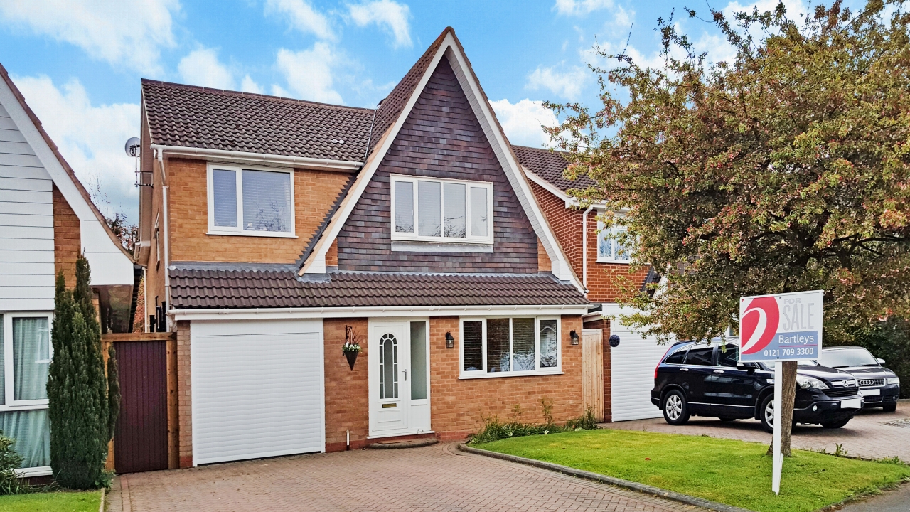 Raddington Drive Olton Solihull 4 bedroom detached house SSTC in