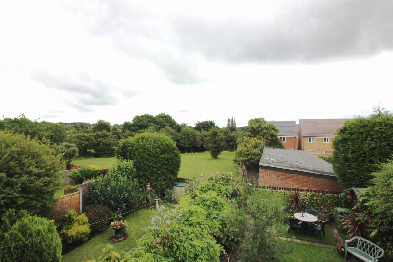 2 bedroom first floor apartment Application Made in Solihull - photograph 9.