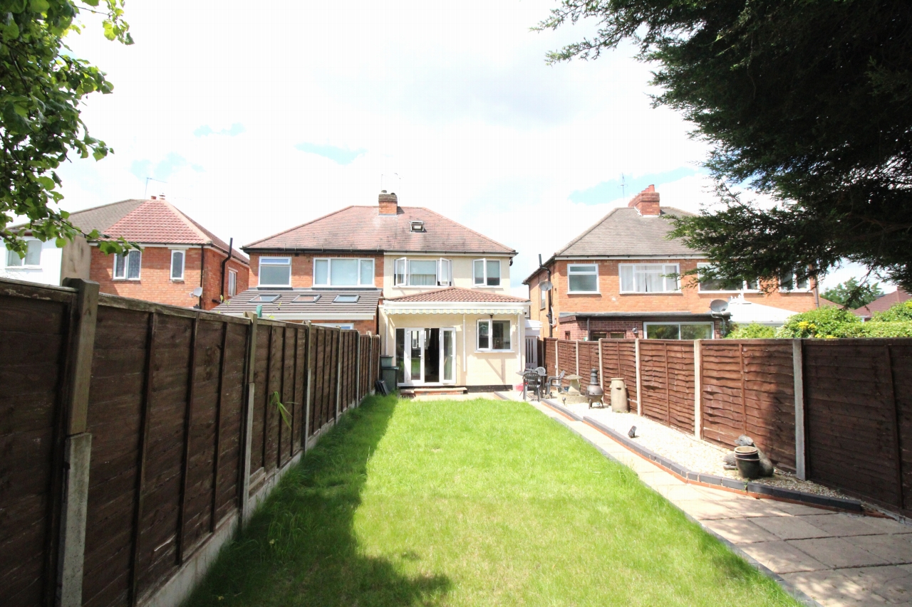 3 bedroom semi detached house SSTC in Solihull - photograph 2.