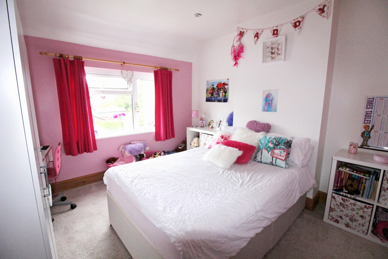 3 bedroom semi detached house SSTC in Birmingham - photograph 8.