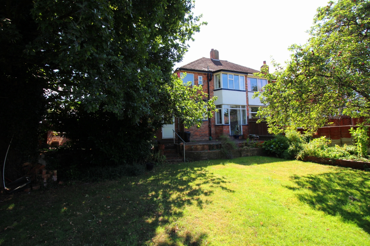 3 bedroom semi detached house SSTC in Solihull - photograph 3.