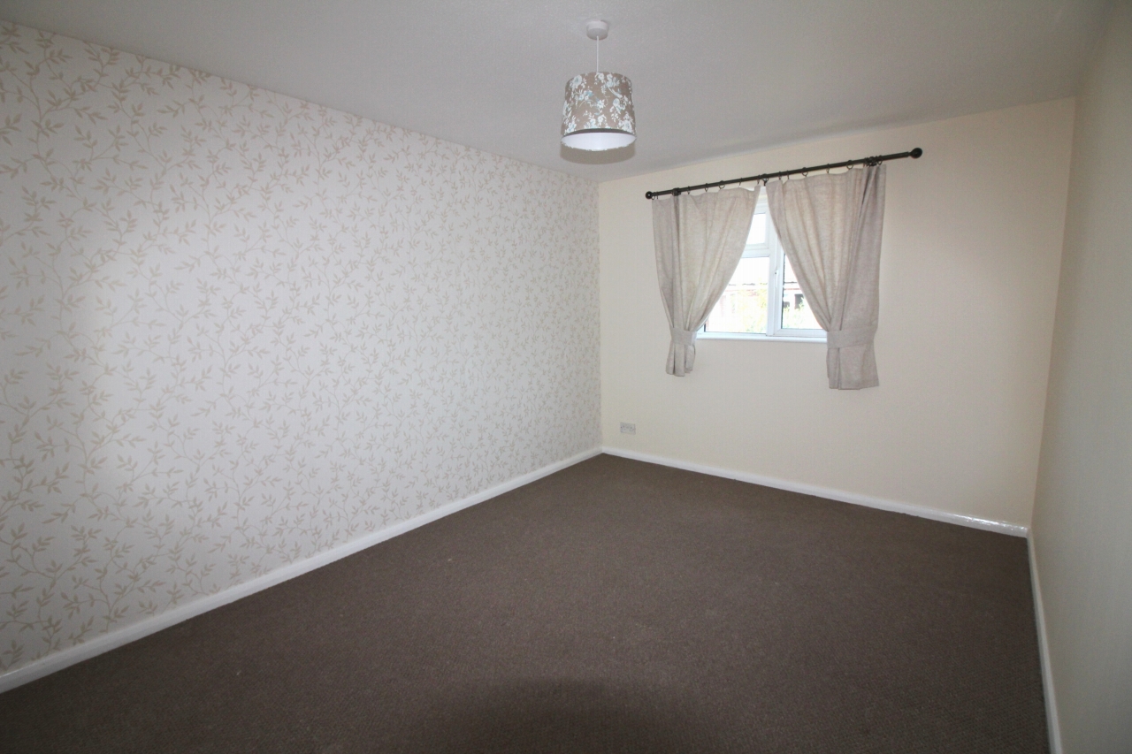 3 bedroom end terraced house Application Made in Solihull - photograph 6.