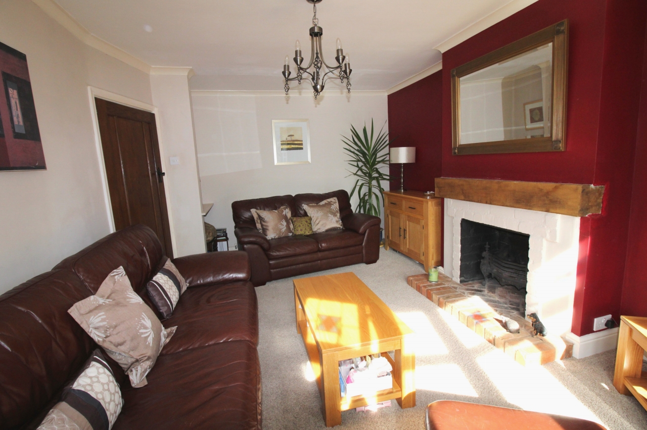 3 bedroom semi detached house SSTC in Birmingham - photograph 13.