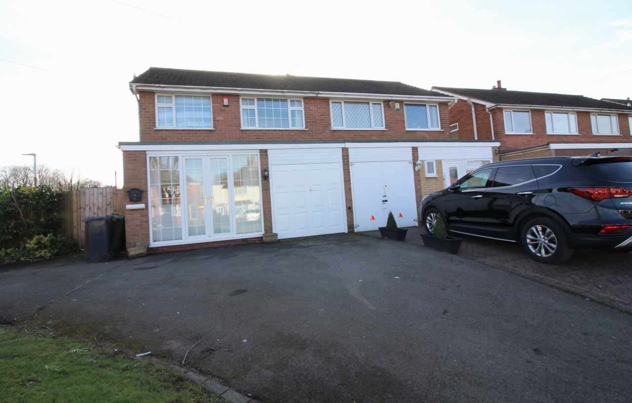 3 bedroom semi detached house Application Made in Solihull - photograph 4.