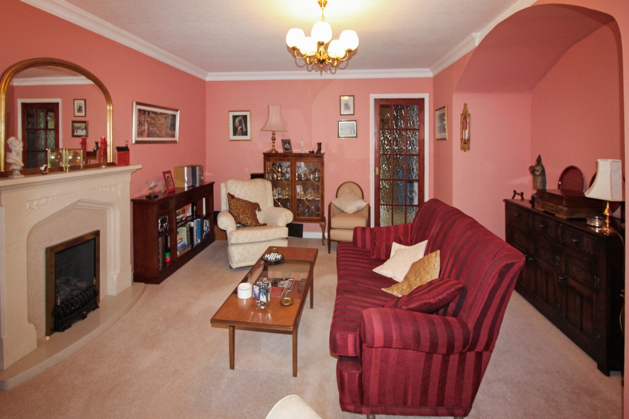 4 bedroom detached house SSTC in Henley In Arden - photograph 6.