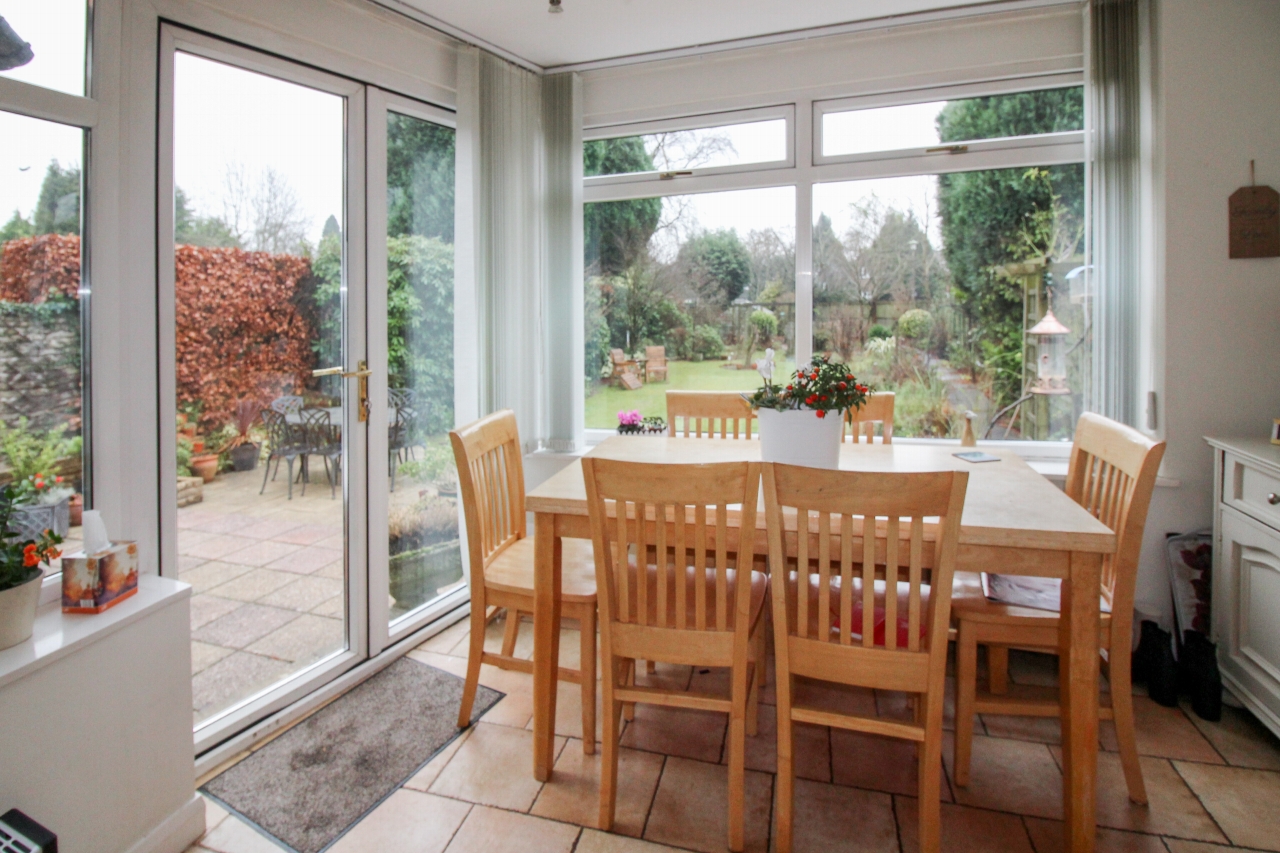 4 bedroom semi detached house SSTC in Solihull - photograph 7.