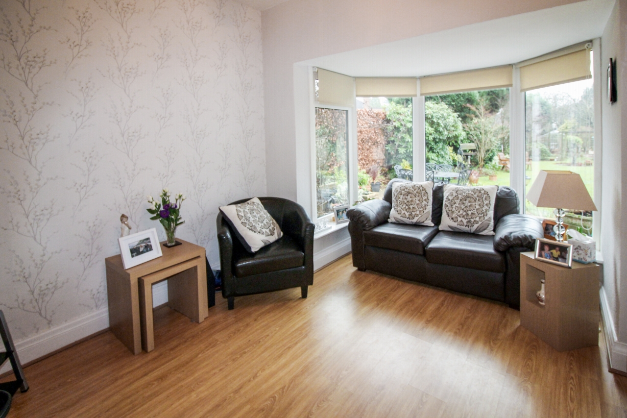 4 bedroom semi detached house SSTC in Solihull - photograph 8.