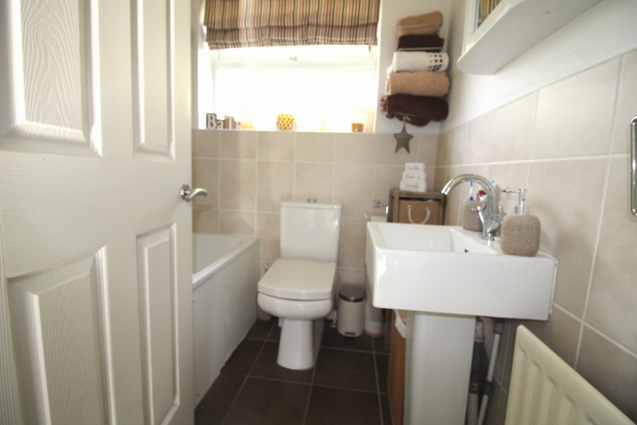 2 bedroom semi detached house SSTC in Birmingham - photograph 8.