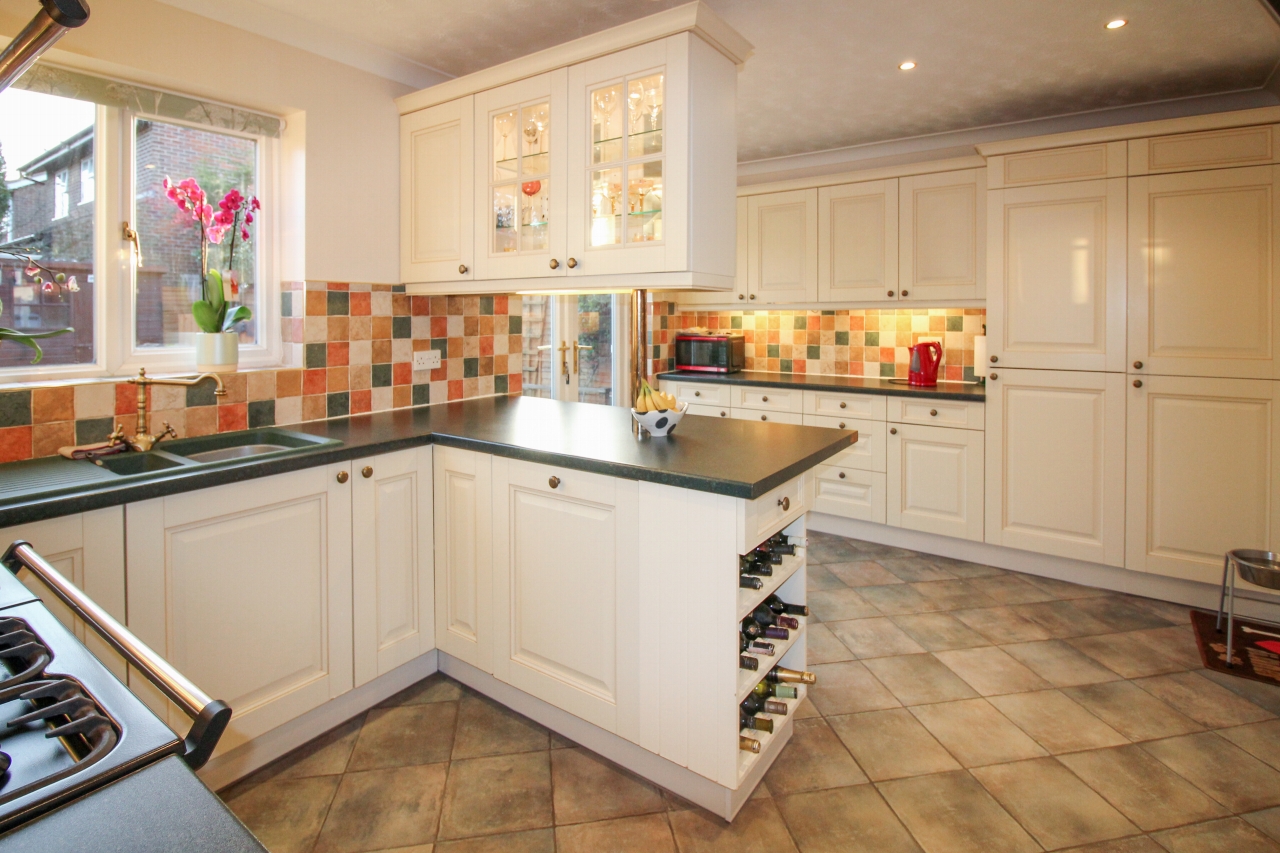 4 bedroom detached house SSTC in Solihull - photograph 3.