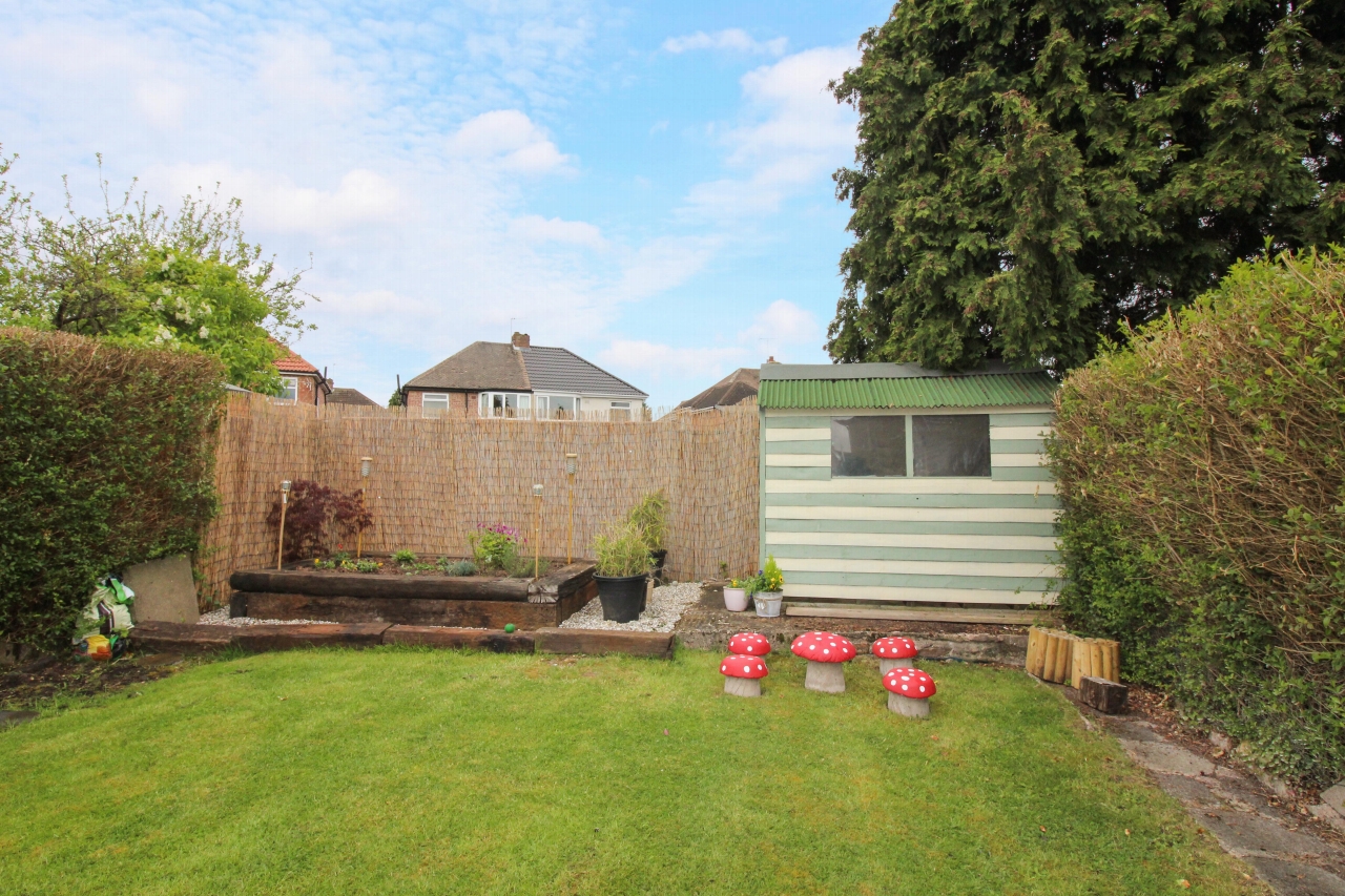 3 bedroom semi detached house SSTC in Solihull - photograph 13.