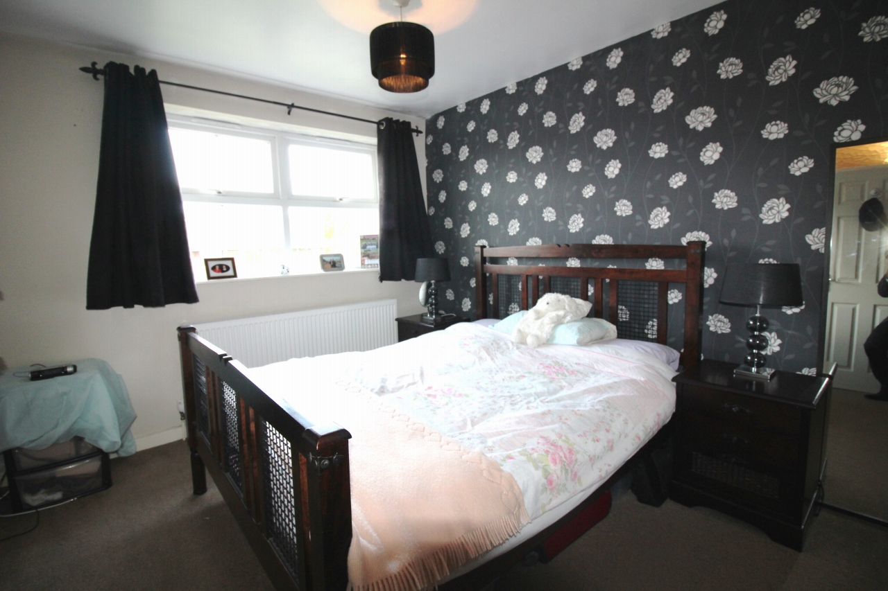 3 bedroom semi detached house Application Made in Birmingham - photograph 5.